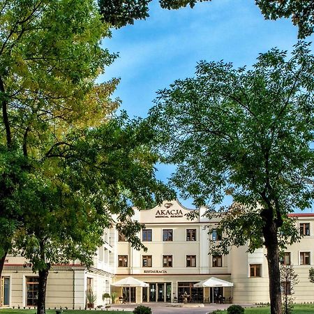 Akacja Medical Resort Цехоцинек Экстерьер фото