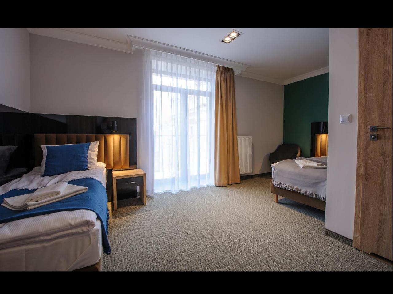 Akacja Medical Resort Цехоцинек Экстерьер фото