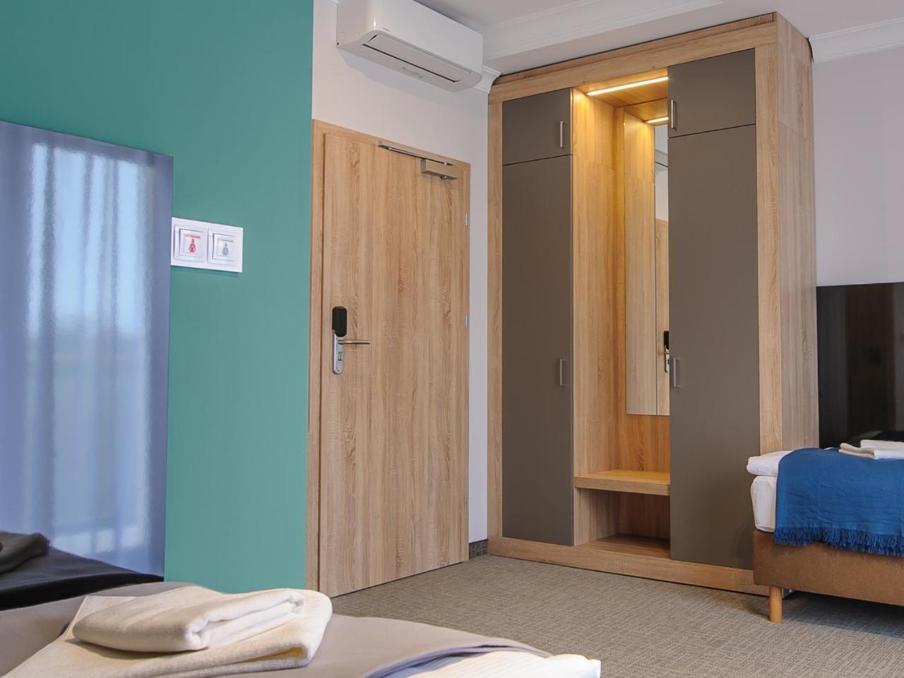 Akacja Medical Resort Цехоцинек Экстерьер фото