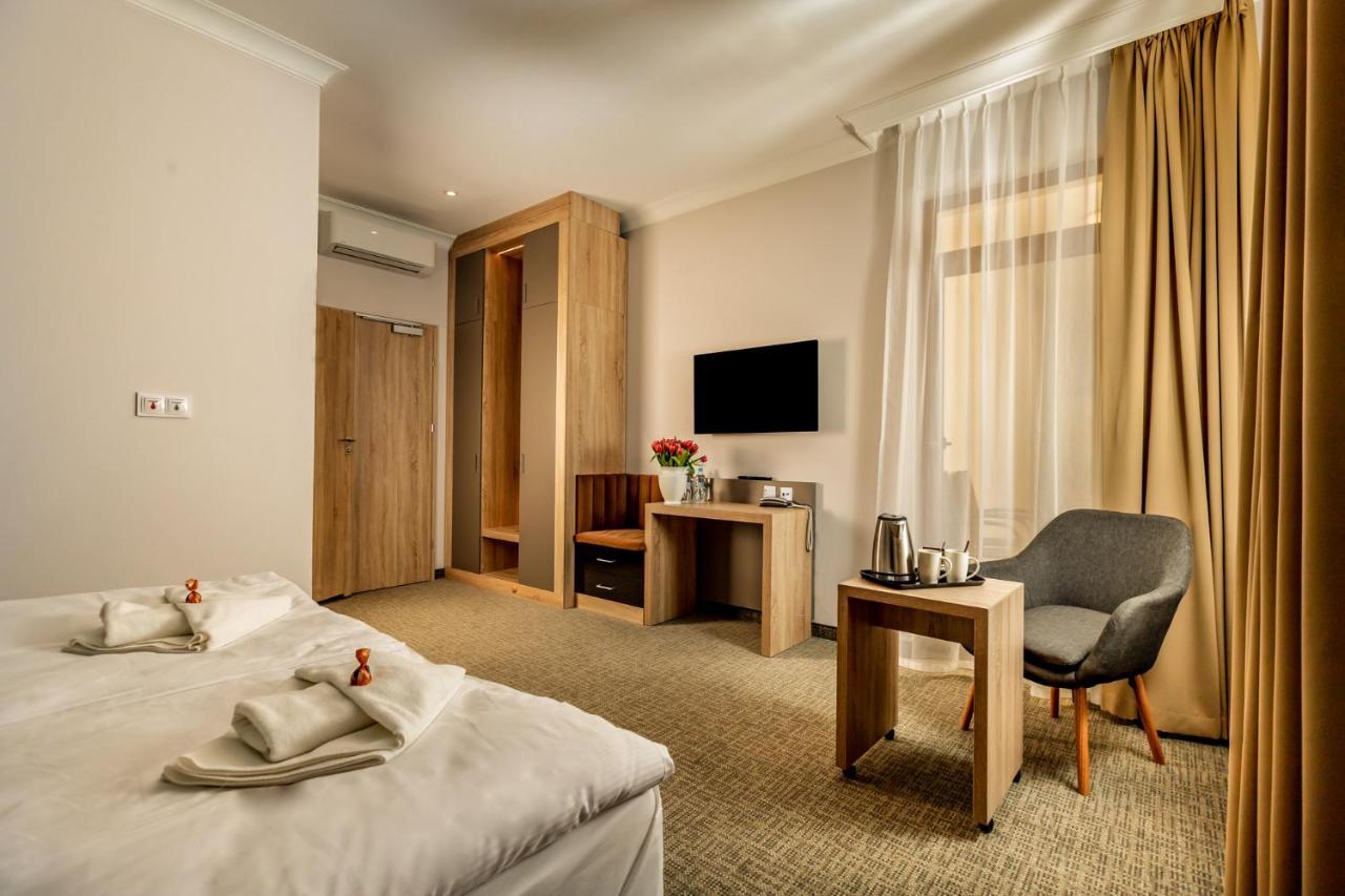 Akacja Medical Resort Цехоцинек Экстерьер фото
