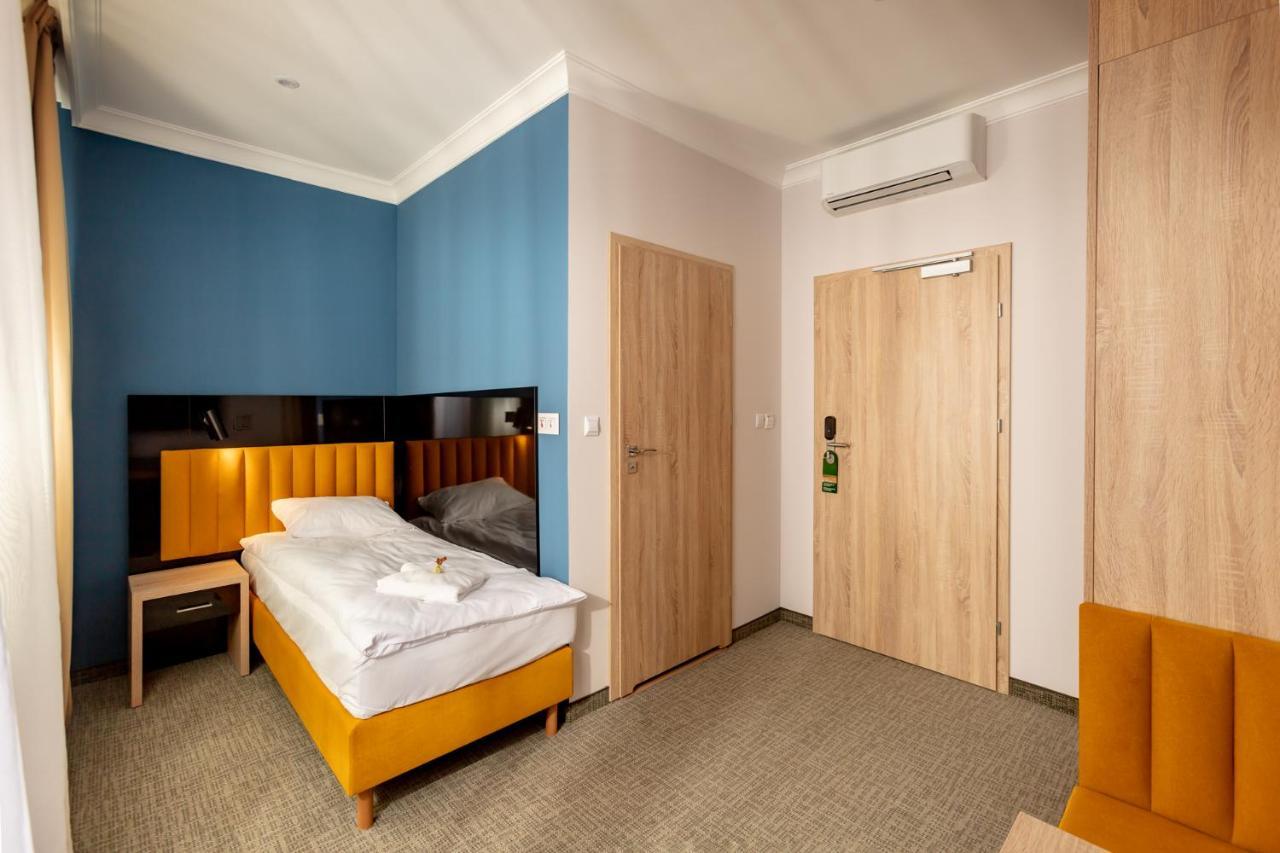 Akacja Medical Resort Цехоцинек Экстерьер фото