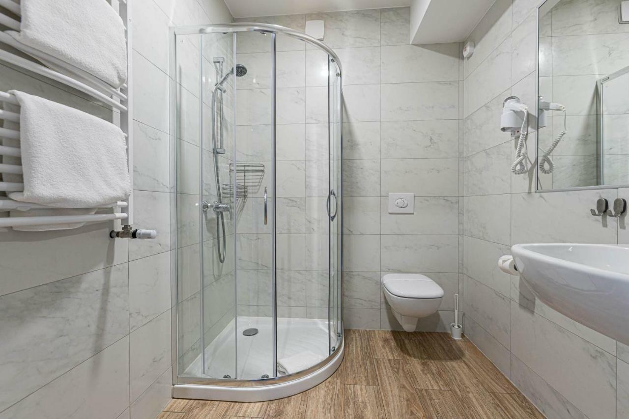 Akacja Medical Resort Цехоцинек Экстерьер фото