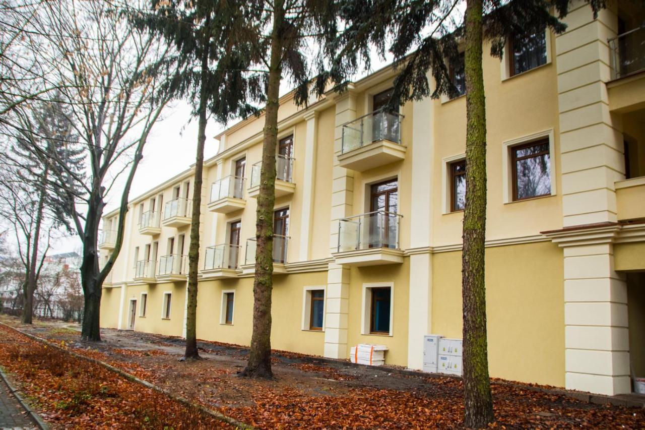 Akacja Medical Resort Цехоцинек Экстерьер фото